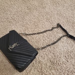 YSL WOMAN HANDBAG(AUTHENTIC)